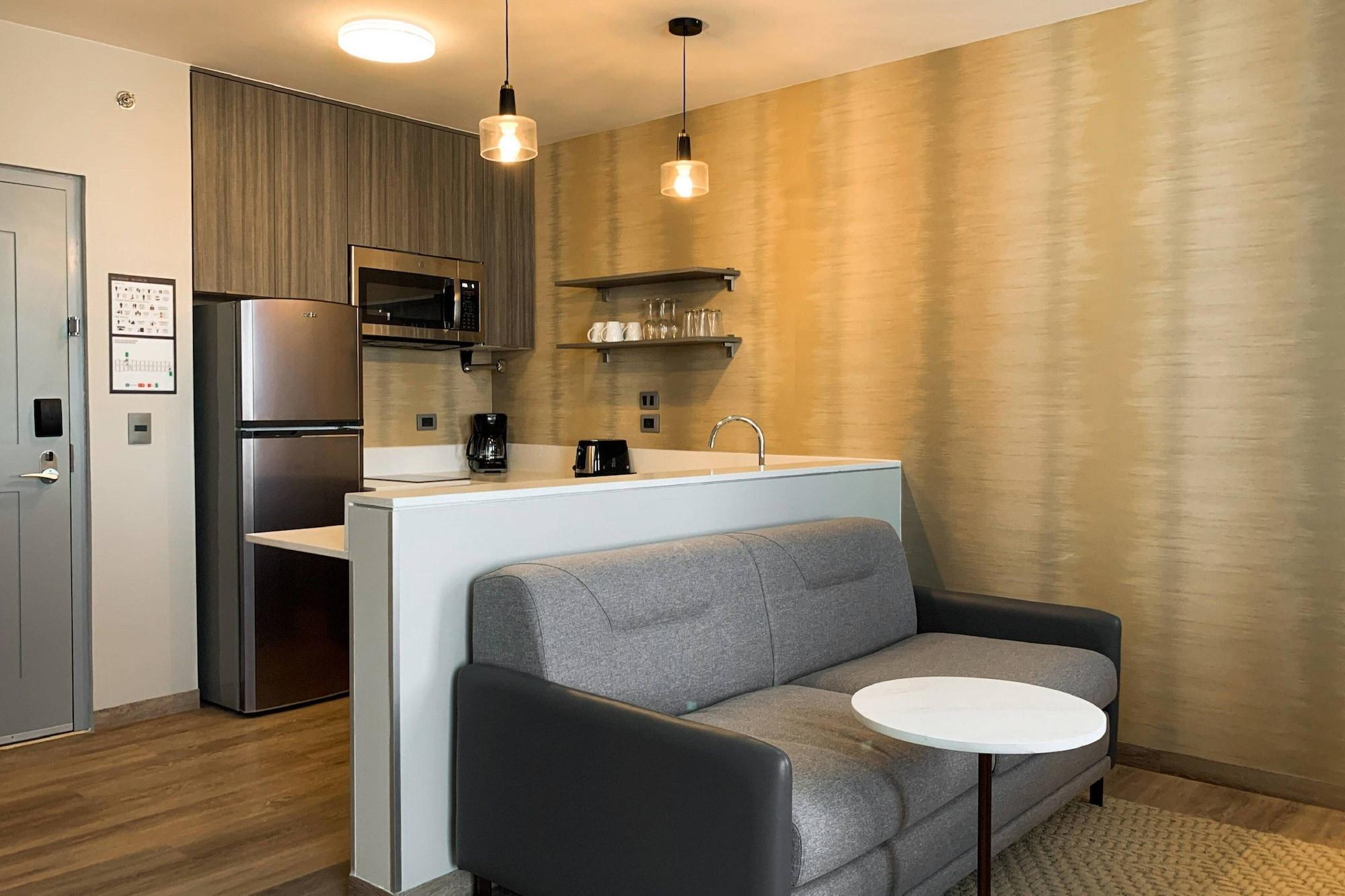 Residence Inn By Marriott Merida Bagian luar foto